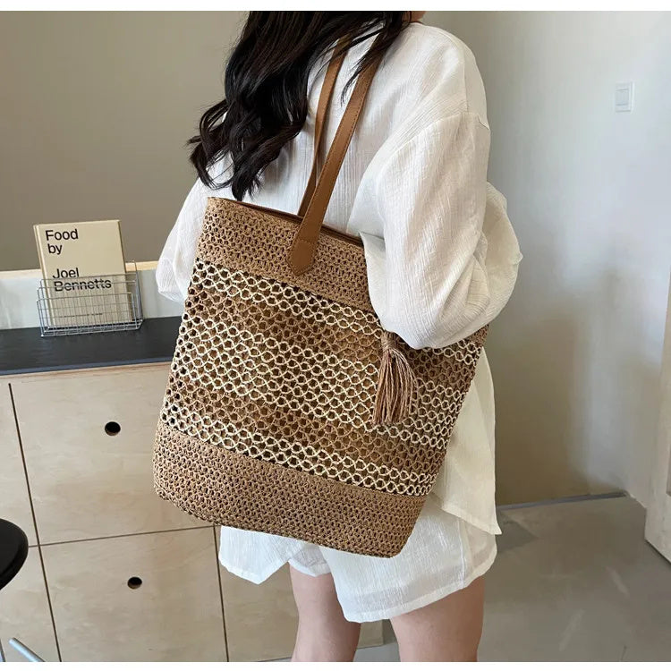 Summer Stripe Straw Sholder Bags With Tassel Pendant Fashion Large Capacity Seaside Vacation Beach Bags