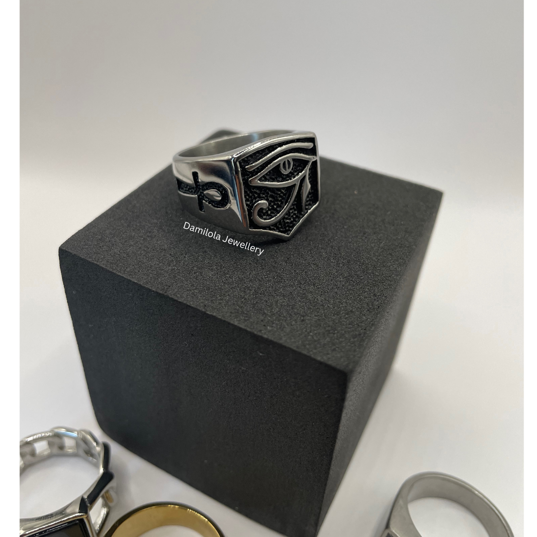 Eye Of Ra Ankh Ring - Silver