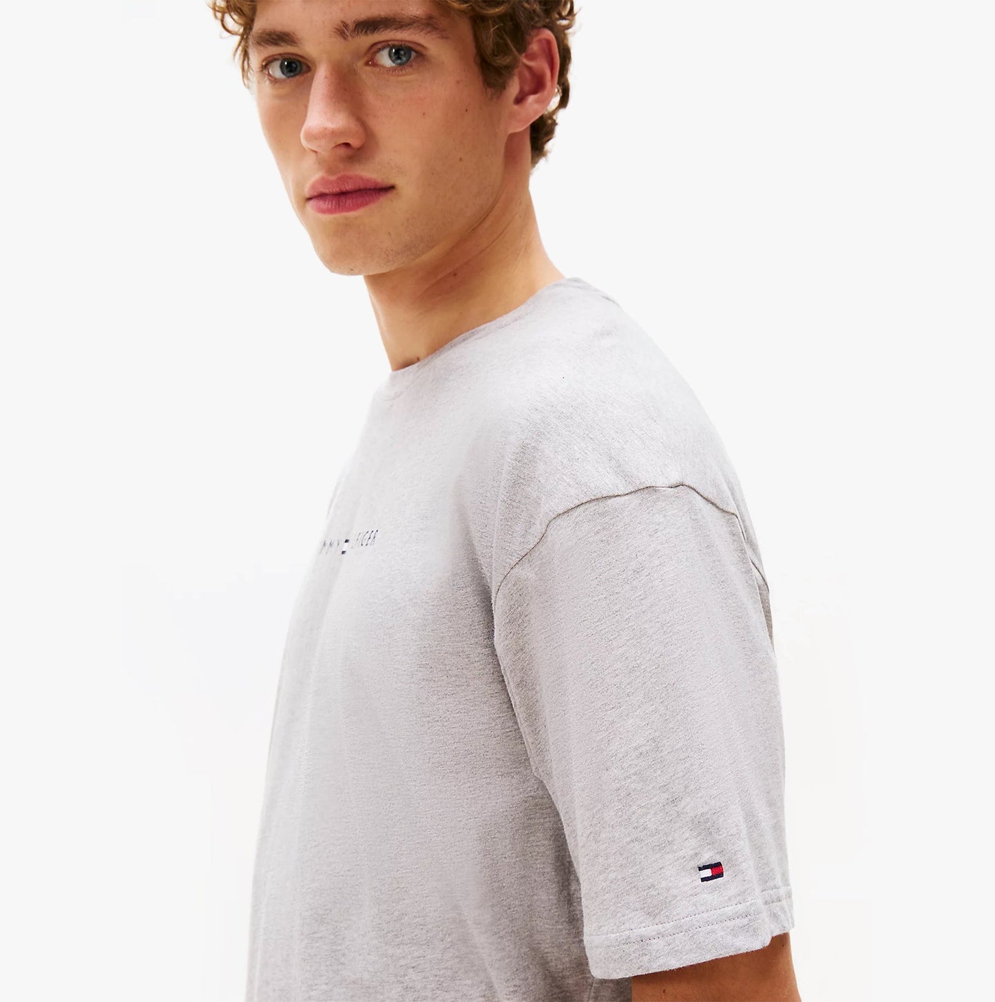 Tommy Hilfiger SS TEE CONT. LOGO Mens T-Shirts & Tank Tops Light Grey Heather