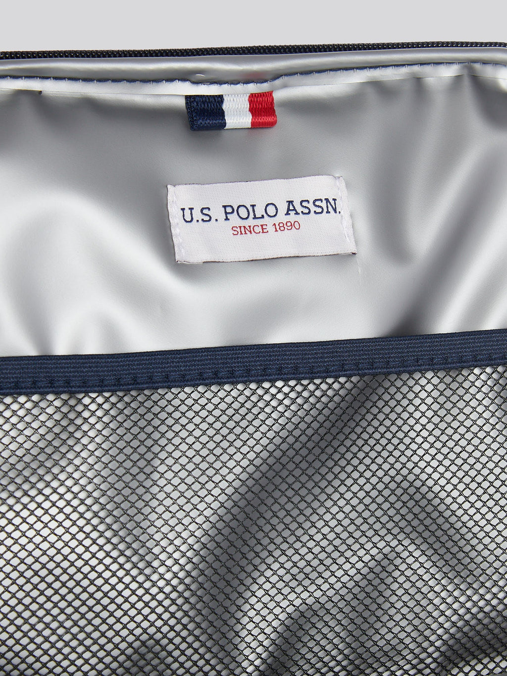 USPA Graphic DHM Lunchbag Dark Sapphire Navy / Haute Red DHM