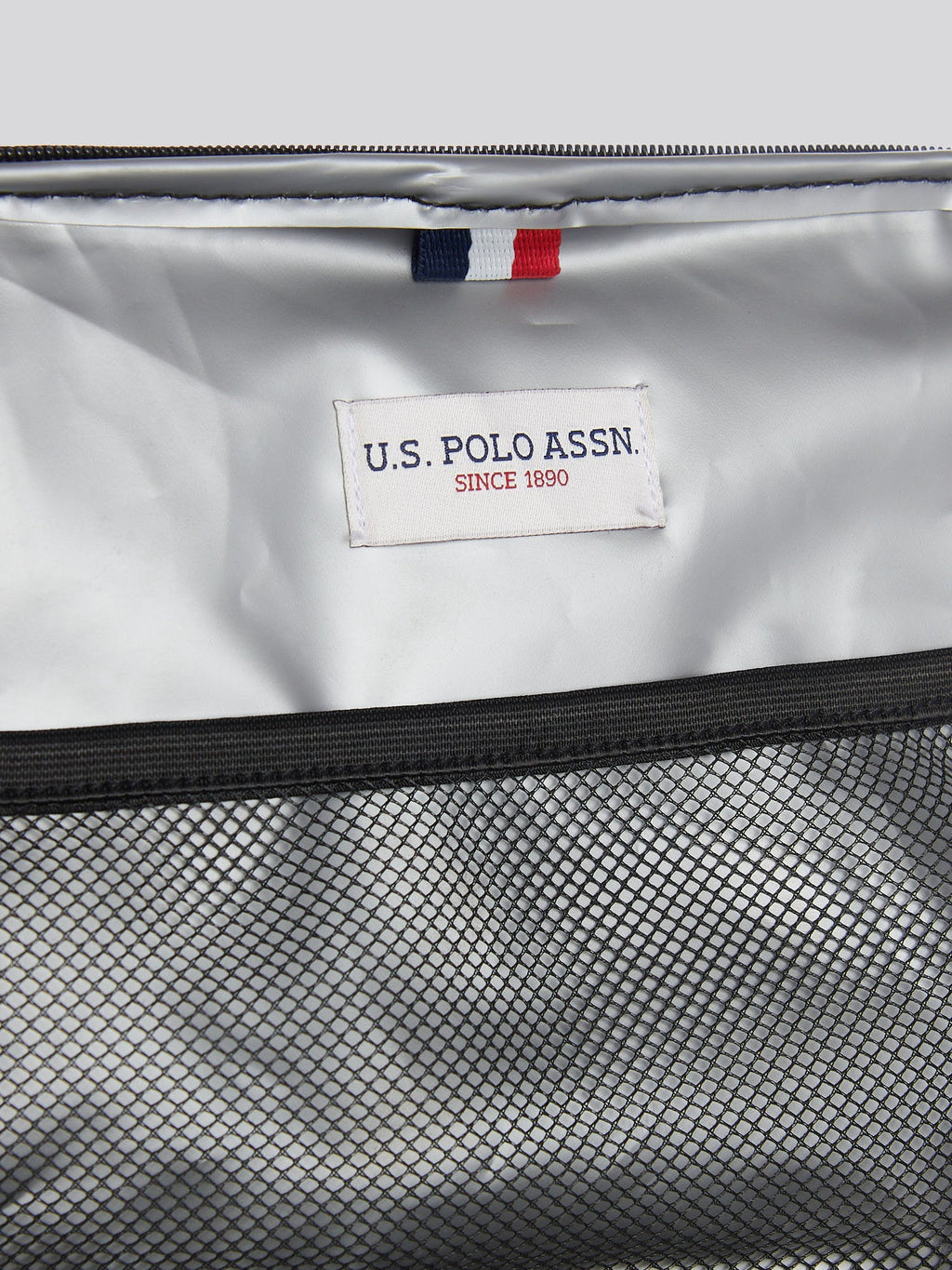 USPA Signature Arch Print Lunchbag Black