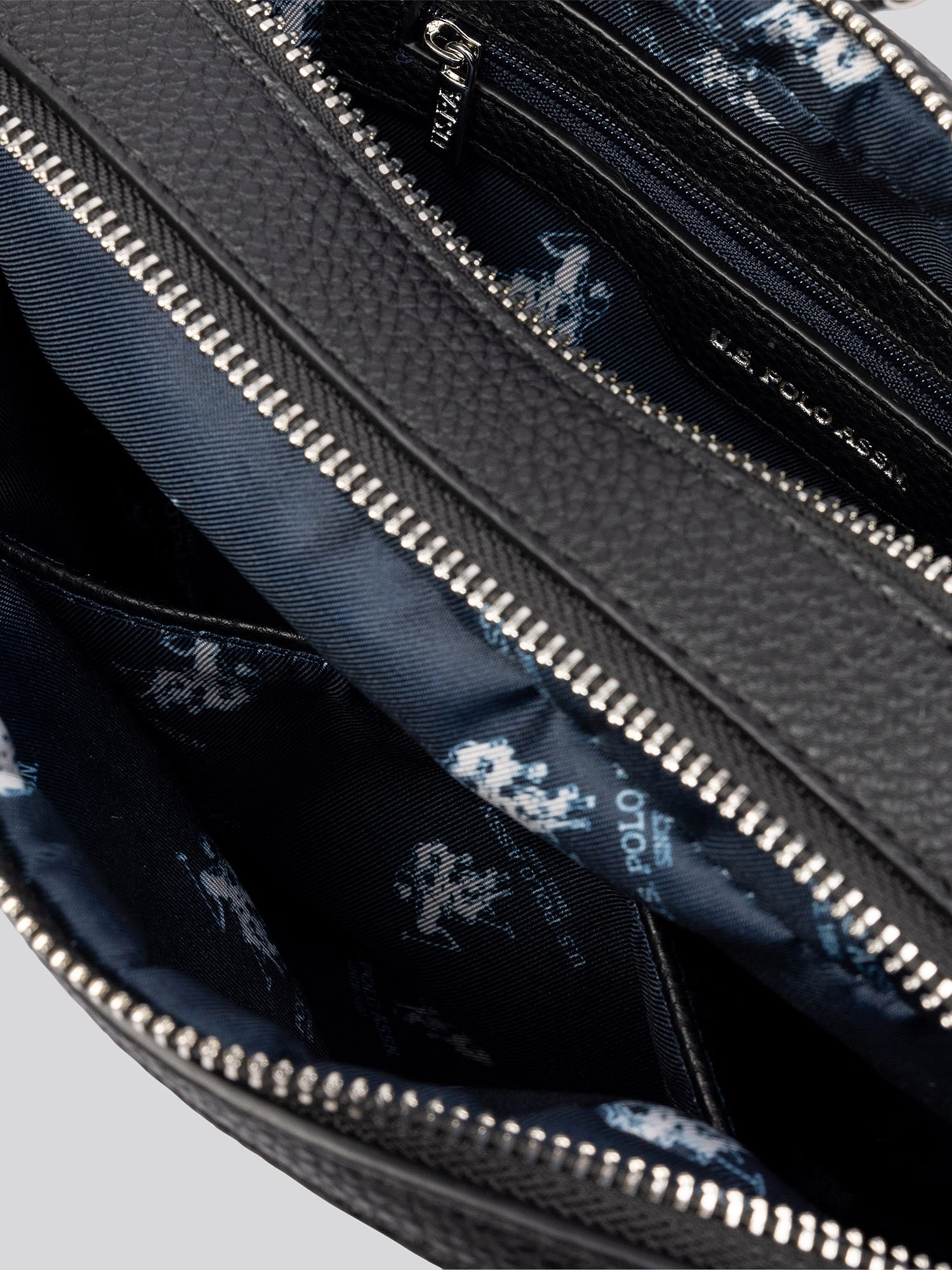 U.S. Polo Assn. Womens Mansion Double Zip Crossbody Bag Black