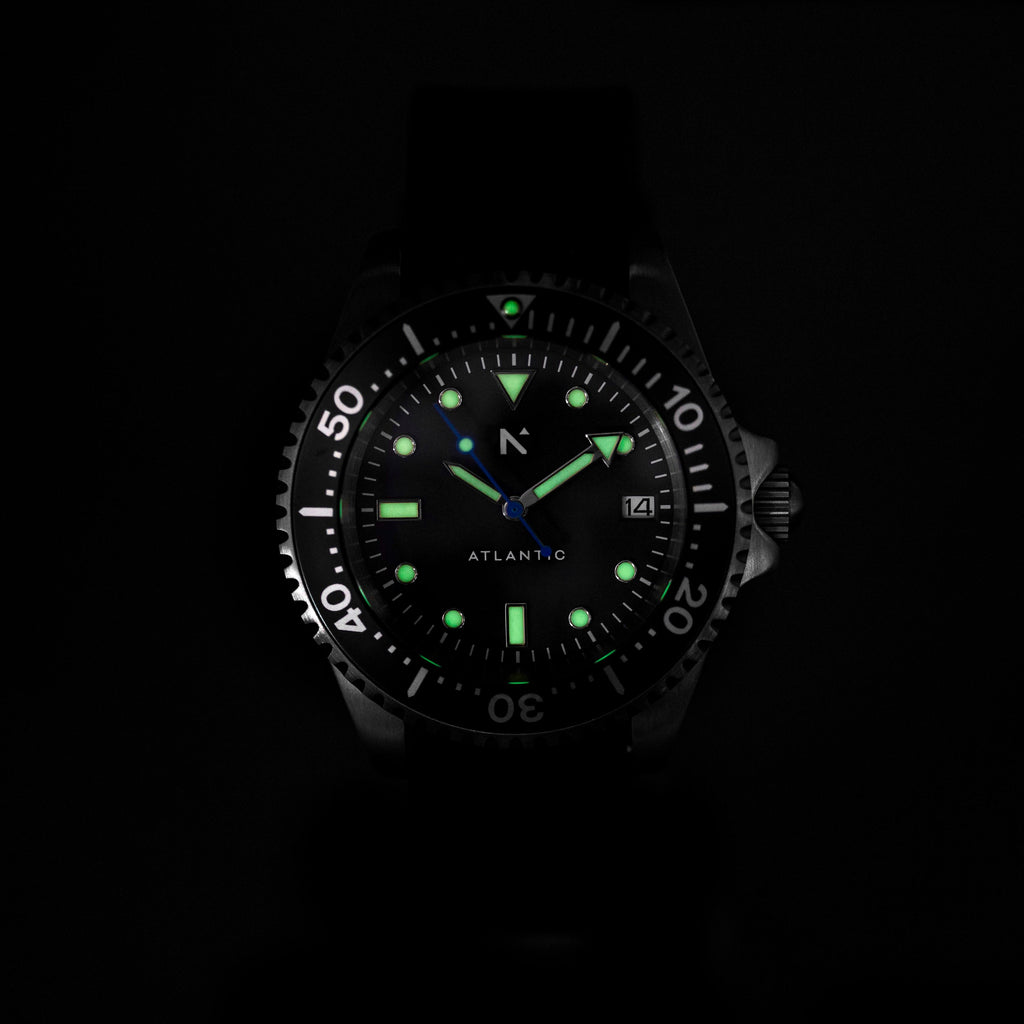 'Atlantic' Dive Watch (40mm) | Flare Orange